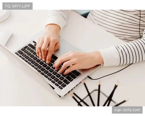 萨拉赫回撤组织成效几何：高位逼抢下的角色转型与进攻重构