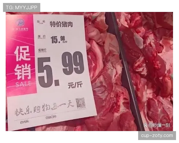 覃海洋超市结账那会儿我看傻了，拎的袋子比我一个月工资还贵